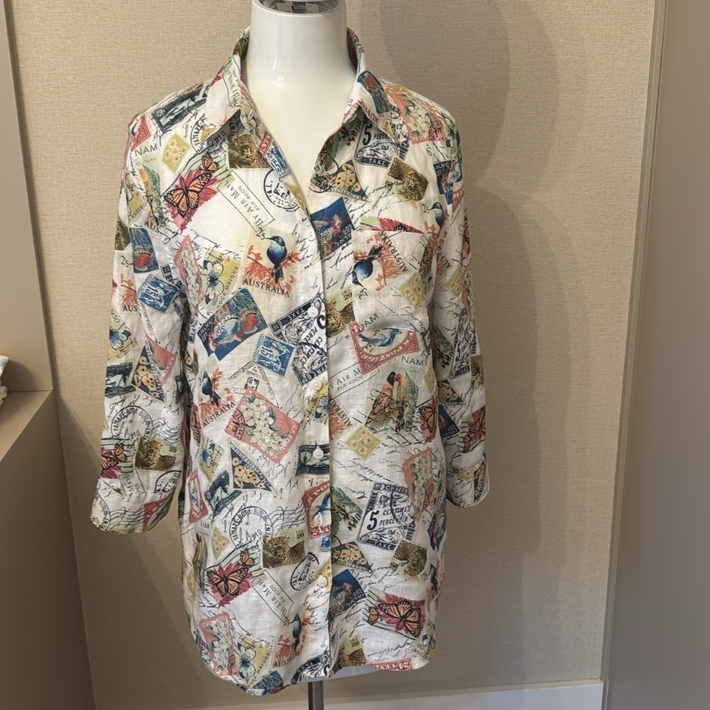 Chico's No-Iron Butterfly Stamp Travel 100 % Linen Button Down 3/4 Sleeve Shirt